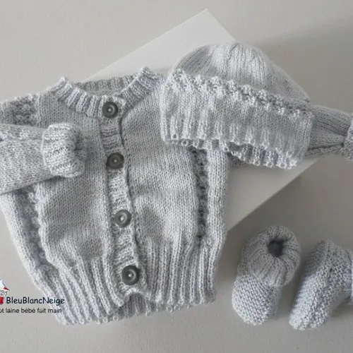 Ensemble 3 mois gilet, bonnet, chaussons, gris comete tricot bebe, layette, bb modèle sur commande